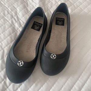 Crocs flats